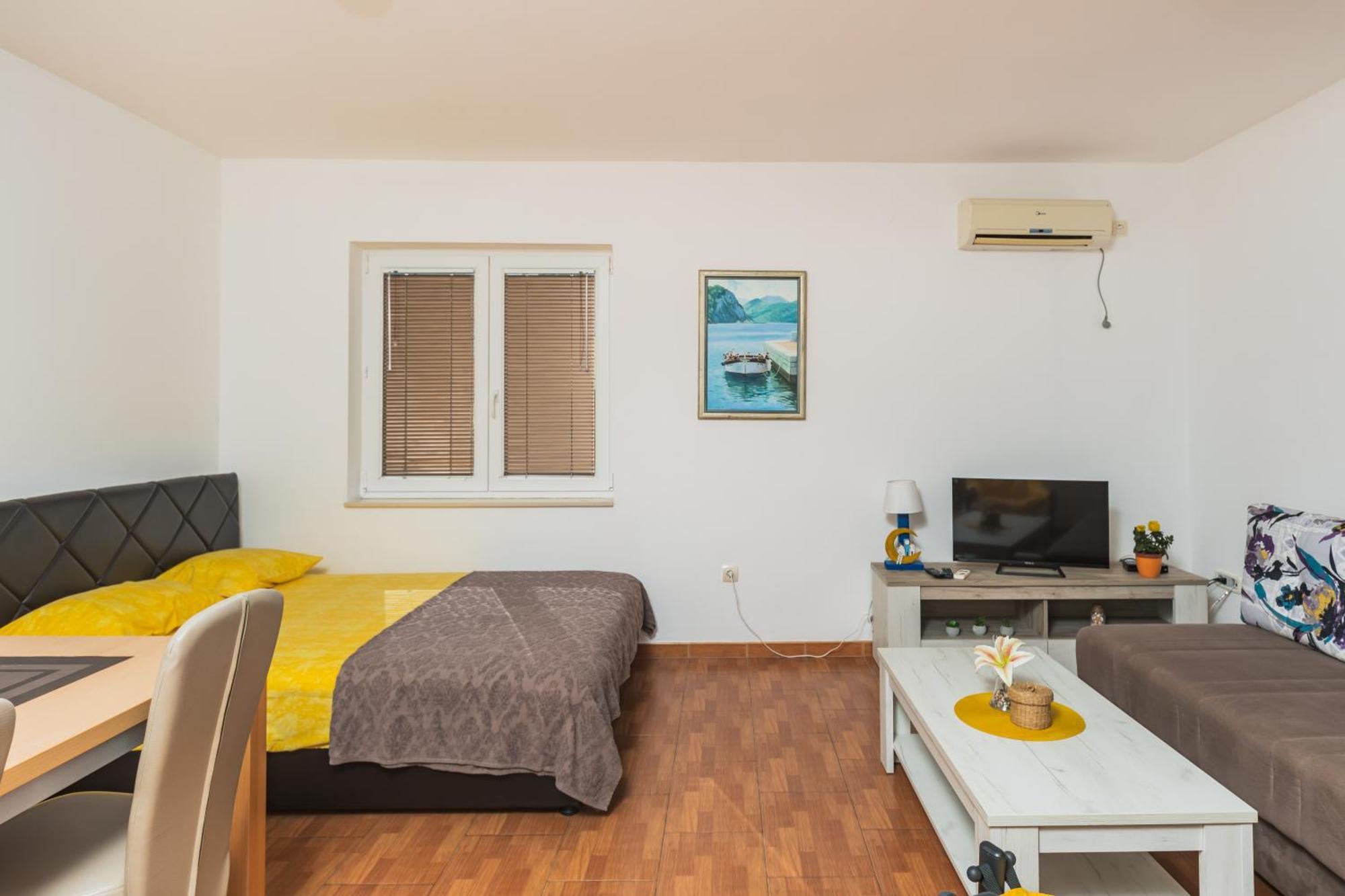 Apartments Franicevic Petrovac Exterior photo
